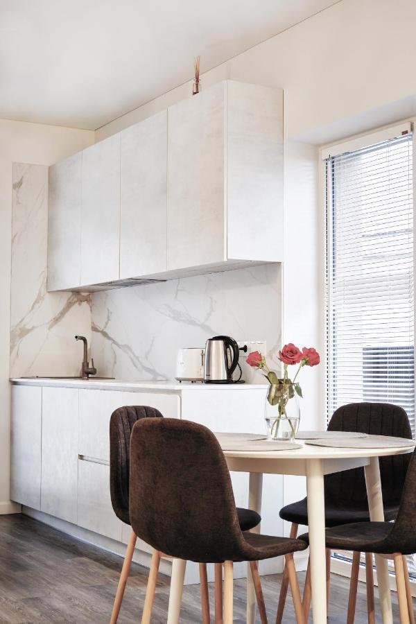 Owls Hill Apartment Kaunas Buitenkant foto