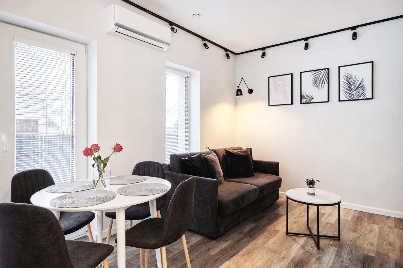 Owls Hill Apartment Kaunas Buitenkant foto